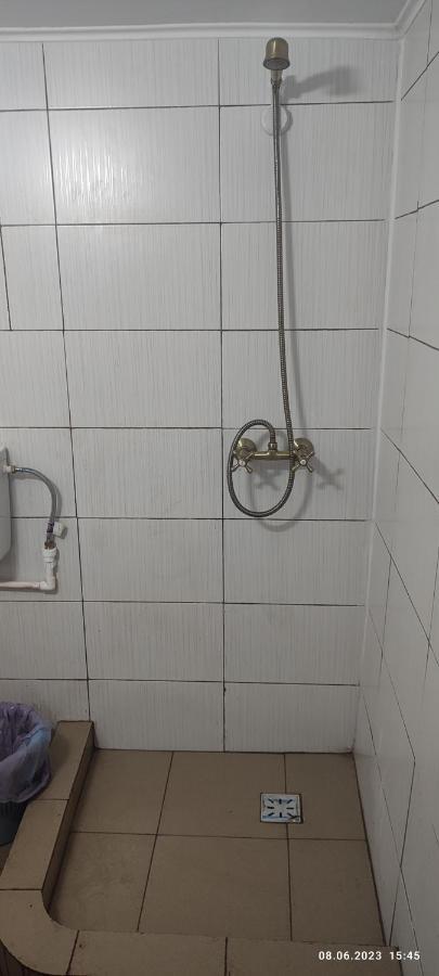 Stuffstock Hostel Суліна Екстер'єр фото